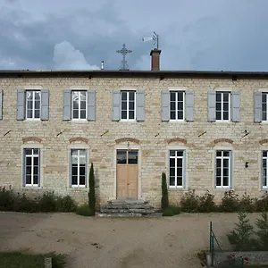 Frühstückspension Le Cercle Climatisees, Coligny